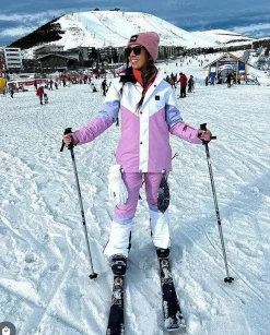 Women OOSC Snow Jackets><noscript><img width=
