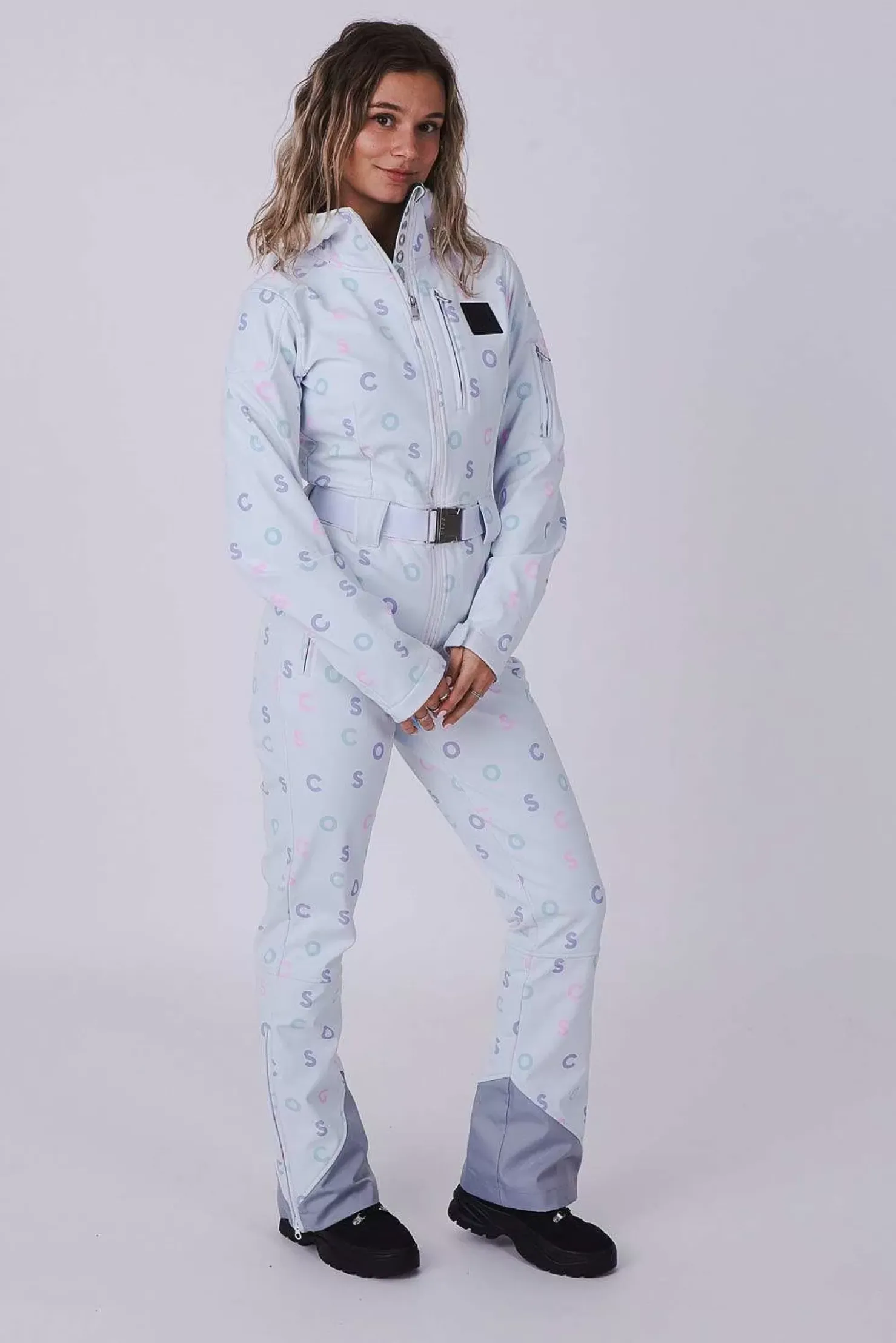 Women OOSC Chic Luxury>Chic Ski Suit - White Print