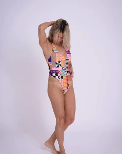 Women OOSC Swimsuits>Endless Summer Onepiece Swim Suit