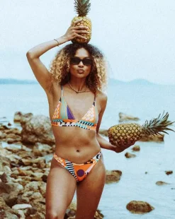 Women OOSC Bikinis><noscript><img width=