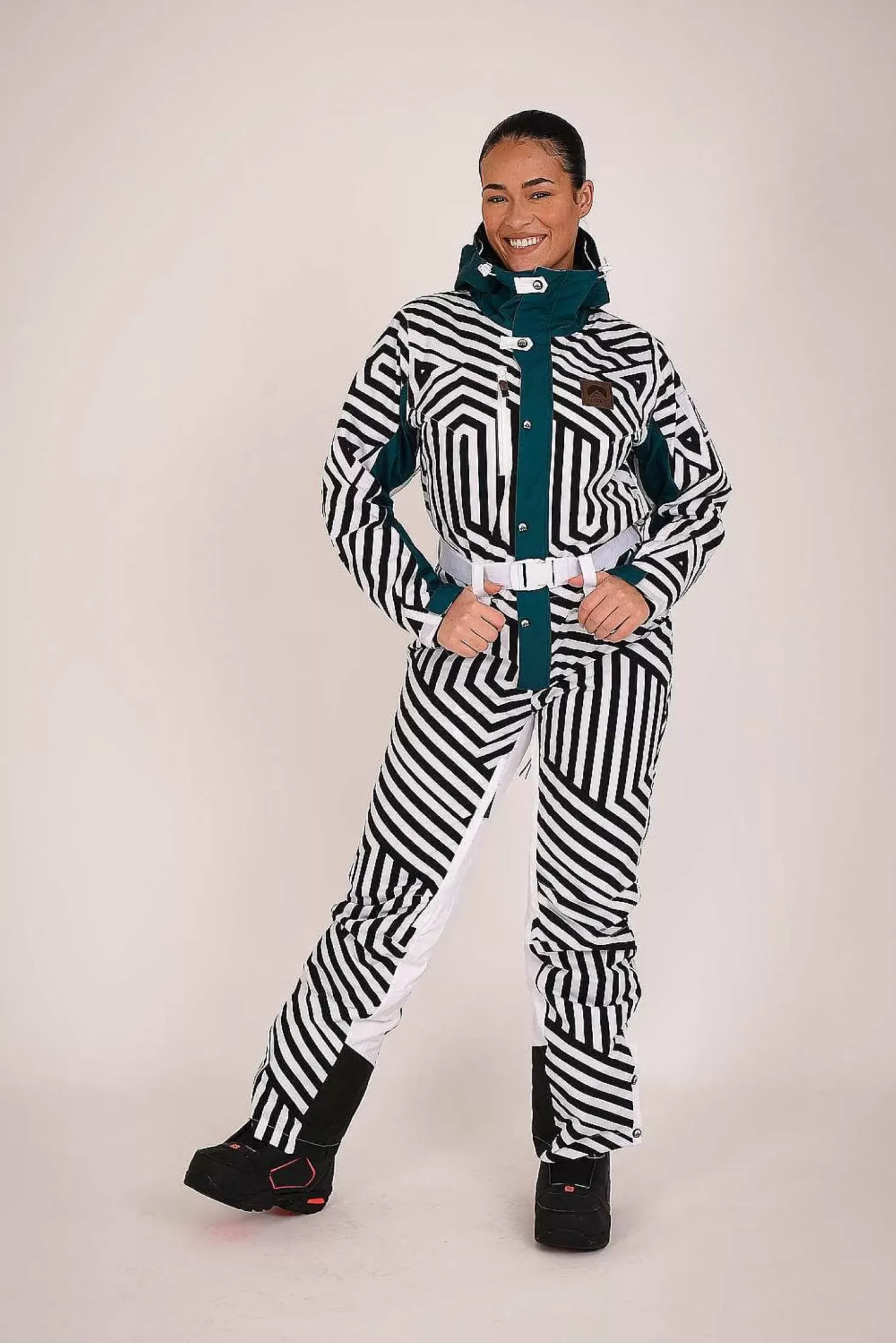 Women OOSC Ski Suits>Fall Line Black & White Curved Female Ski Suit