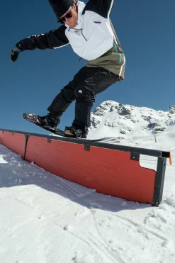 Men OOSC Snow Park Overhead Jackets><noscript><img width=