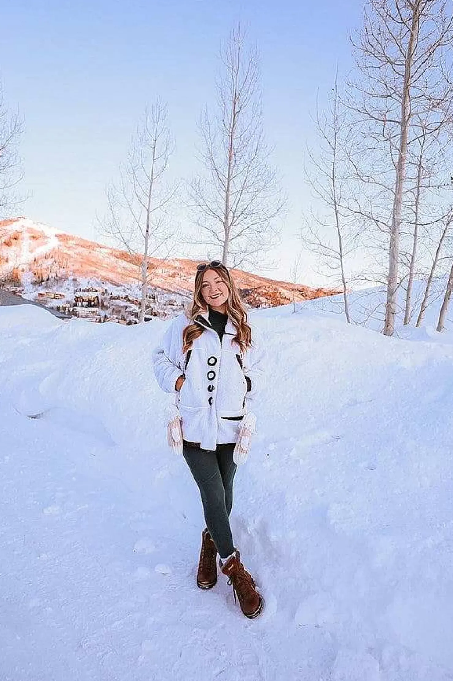 Women OOSC Fleece>Sherpa Fleece Jacket White / Black - Women'S